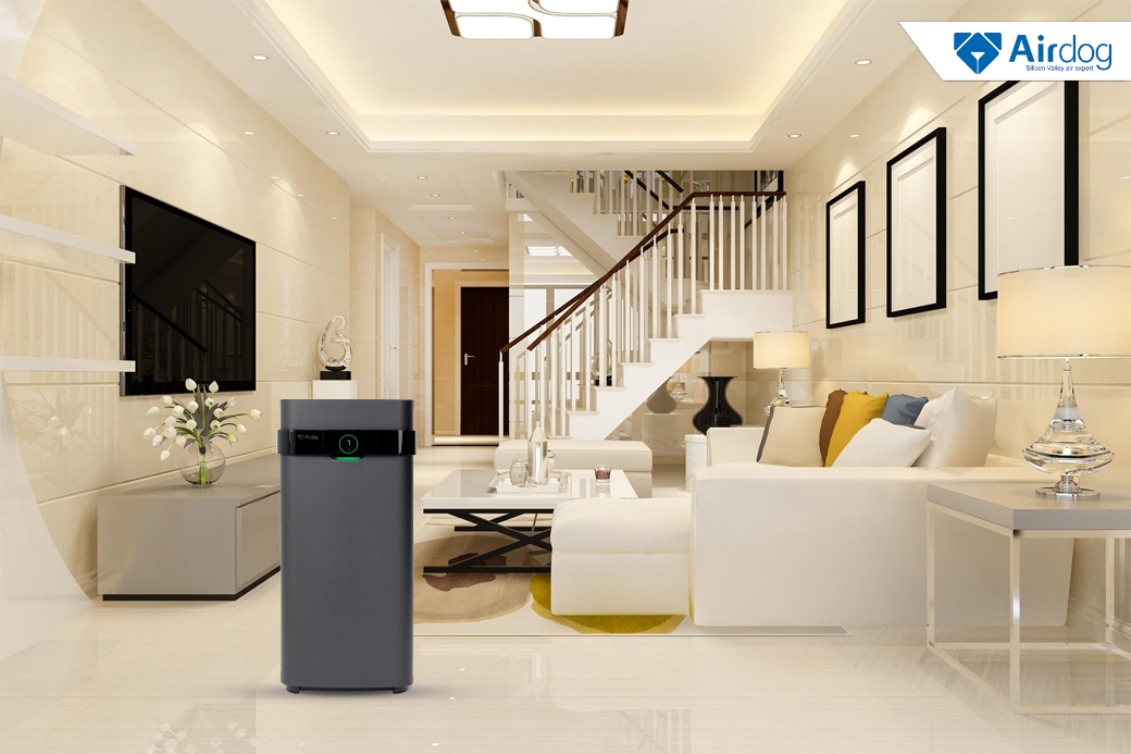 Có cần đóng cửa khi sử dụng máy lọc không khí không