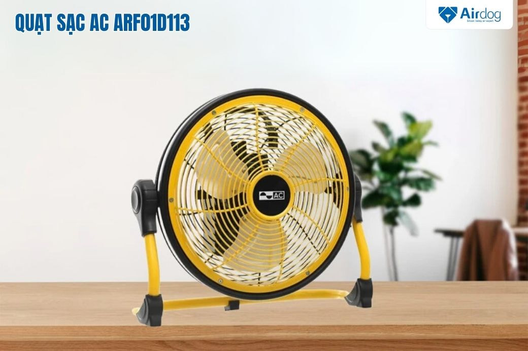 Quạt sạc AC ARF01D113